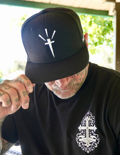 La Kultura cross hat